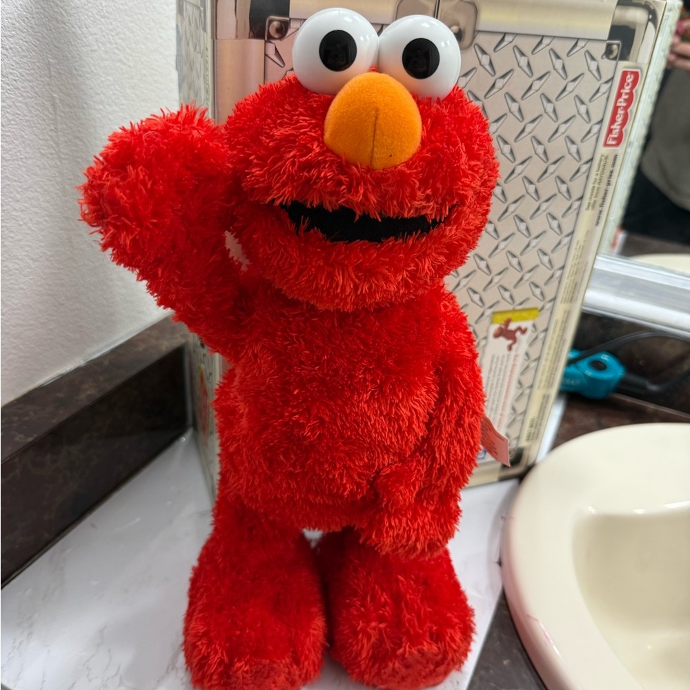 Fisher-Price Tickle Me Elmo 10th anniversary edition